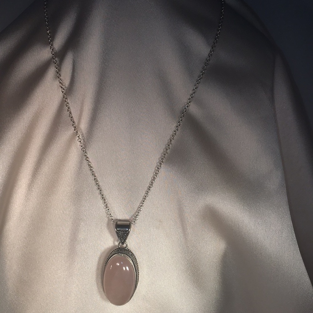 Rose Quartz Cabochon Pendant in .925 Silver.